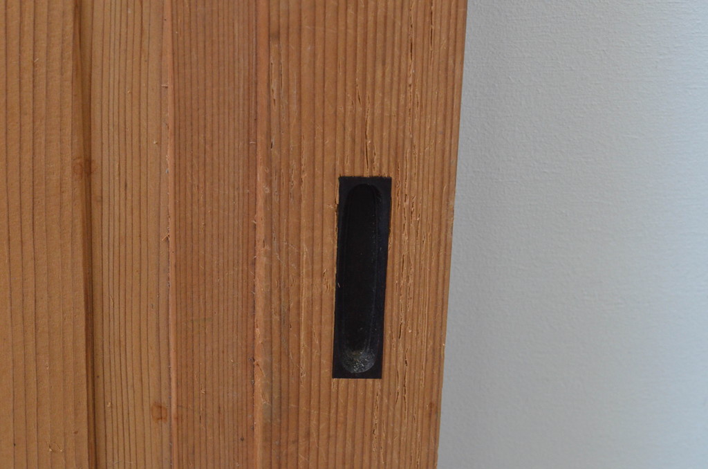 ビンテージ建具　高級杉材　数寄屋で使われていた杉材一枚板の板戸窓2枚セット(引き戸、ヴィンテージ)(R-067558)