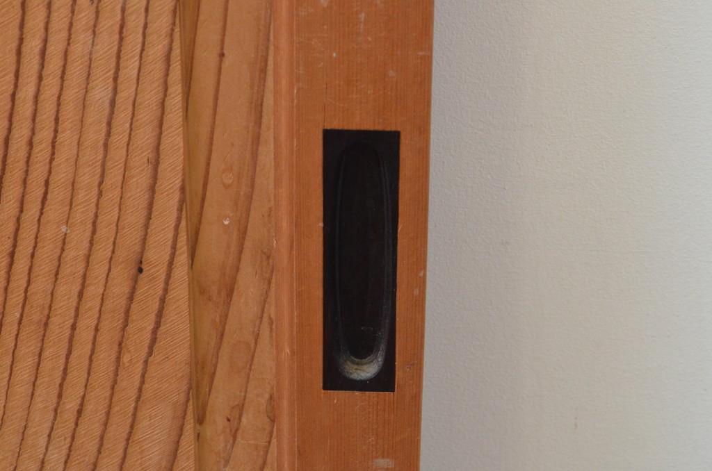 ビンテージ建具　高級杉材　数寄屋で使われていた杉材一枚板の板戸窓2枚セット(引き戸、ヴィンテージ)(R-067559)
