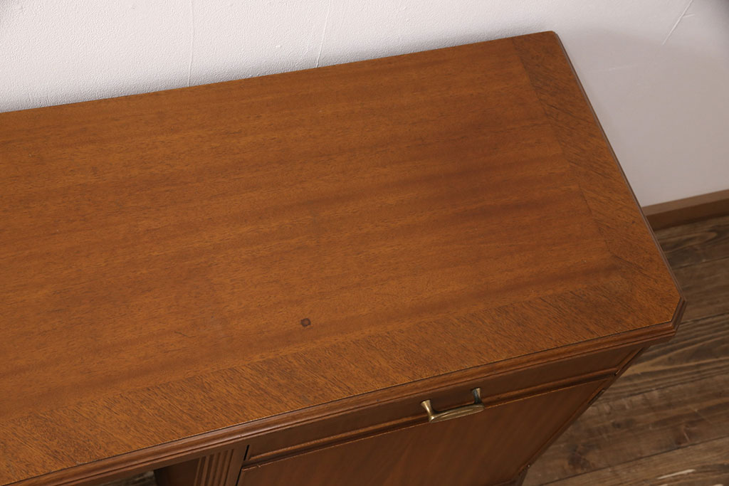 中古　希少品　アメリカ輸入モデル　DREXEL HERITAGE(ドレクセルヘリテイジ)　マホガニー材製の横長両袖机(ワークデスク、在宅ワーク、在宅用)(R-051221)