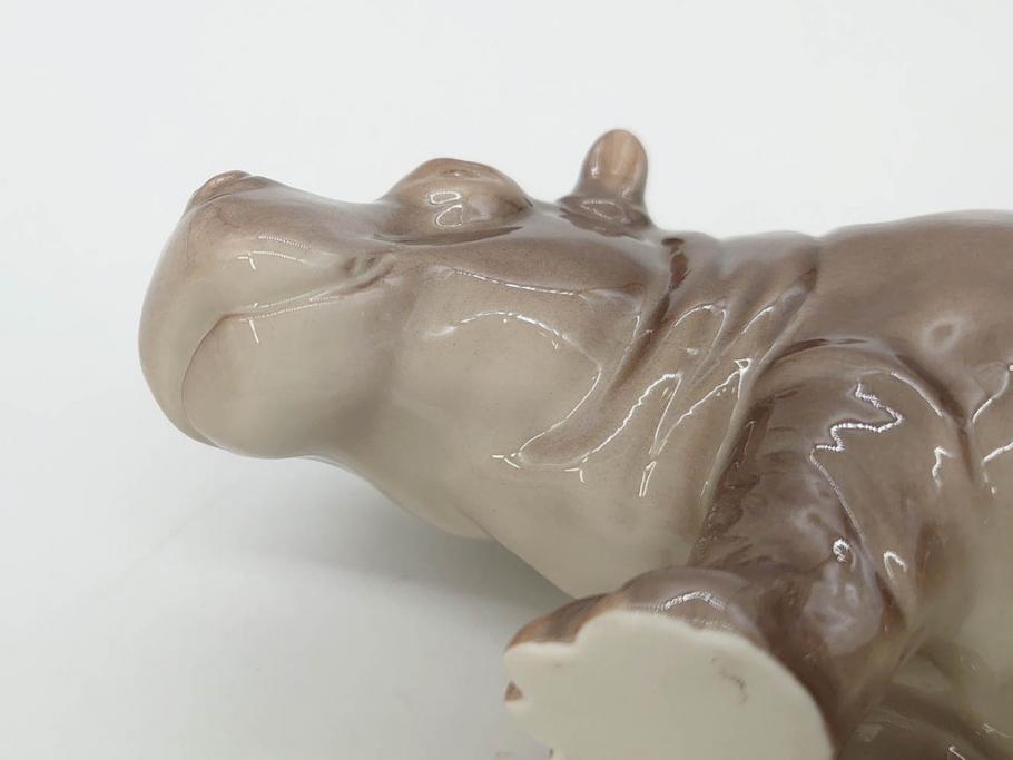 ドイツ　Goebel(ゲーベル)　Nymphenburg(ニンフェンブルグ)　カバ　生き生きとした造形が魅力のフィギュリン3点セット(動物、置物、オブジェ、ディスプレイ)(R-081868)