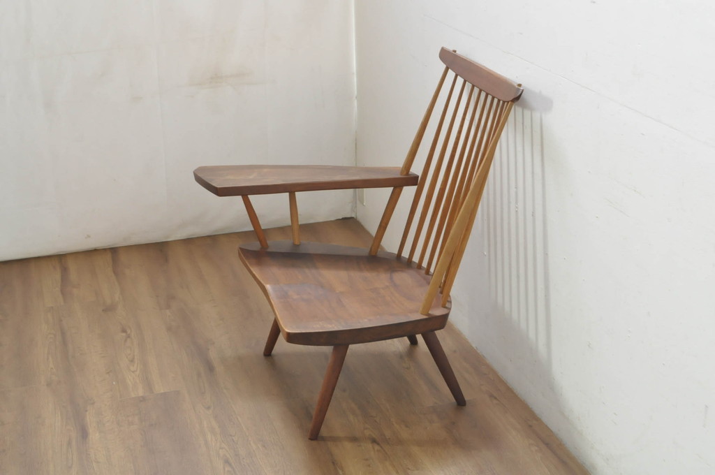 和製ヴィンテージ　小田急ハルク購入　ジョージナカシマ　LOUNGE ARM(ラウンジアーム)　One Arm(ワンアーム、片肘)　CN103　モダンに洗練された右アーム付きラウンジチェア(ジョージ・ナカシマ、アームチェア、イス、椅子、板座チェア、ビンテージ)(R-080693)