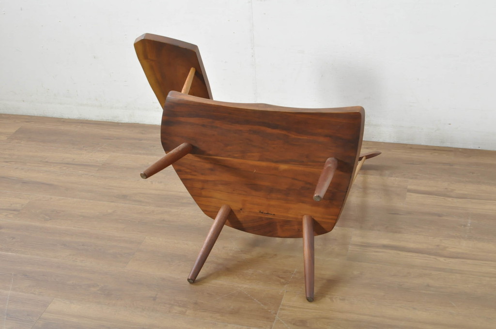 和製ヴィンテージ　小田急ハルク購入　ジョージナカシマ　LOUNGE ARM(ラウンジアーム)　One Arm(ワンアーム、片肘)　CN103　モダンに洗練された右アーム付きラウンジチェア(ジョージ・ナカシマ、アームチェア、イス、椅子、板座チェア、ビンテージ)(R-080693)