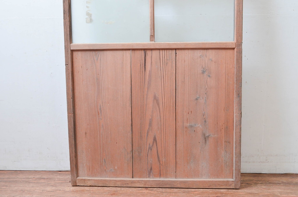 アンティーク建具　使い込まれた風合いが味わい深い!木味感じるガラス戸1枚(引き戸、建具)(R-080649)