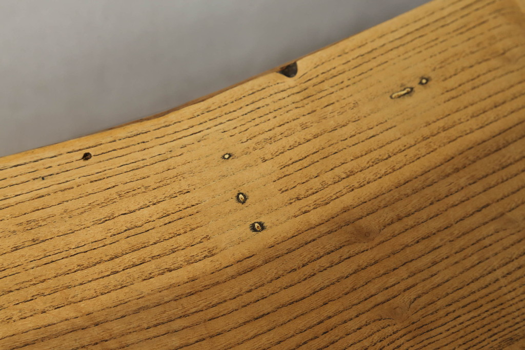 和製ビンテージ　総欅(ケヤキ)材　天板一枚板　自然な木の風合いを楽しめるローテーブル(座卓、センターテーブル、リビングテーブル、ヴィンテージ)(R-075578)