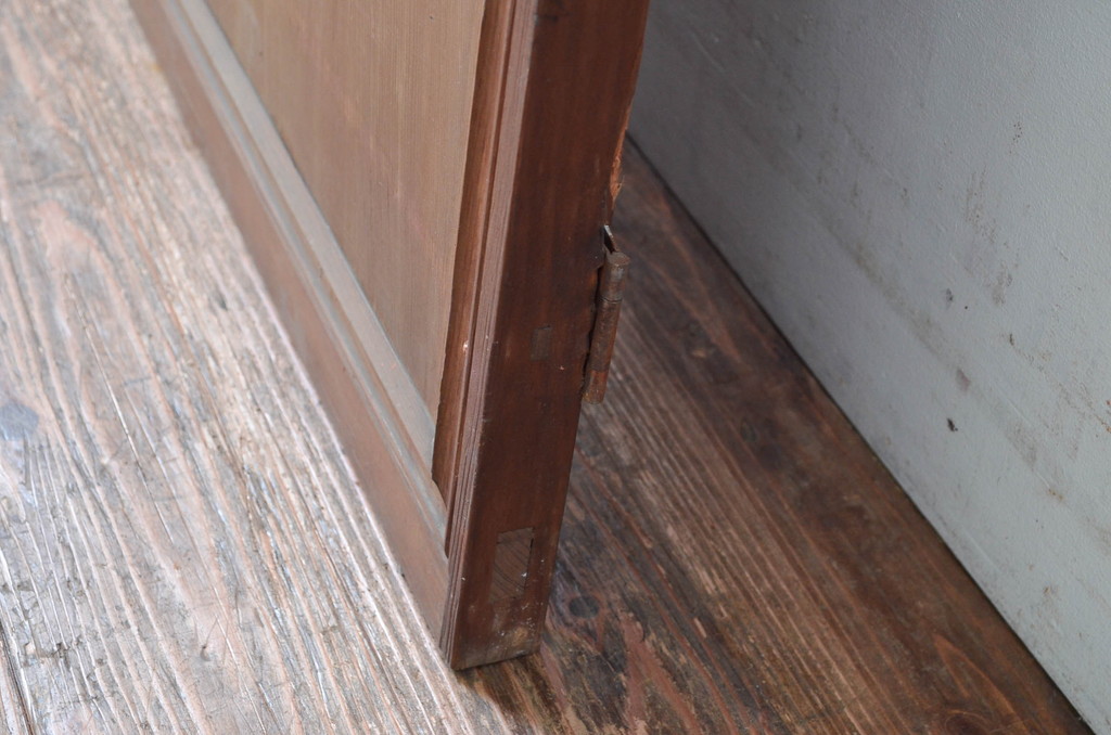 アンティーク建具　高級　特注品!!　上手物　凝ったデザインが目を惹かれる扉1枚(ドア、木製扉)(R-081021)