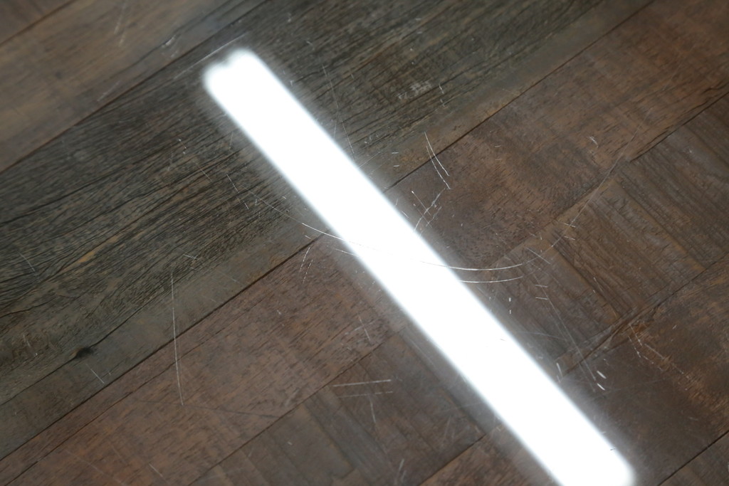 中古　ビーナ(bina)　グラハム(GRAHAM DINING TABLE)　アスプルンド(ASPLUND)取り扱い　味わいのある古材を使用したダイニングテーブル(2人掛け、4人掛け、食卓、作業台、サスティナビリティ)(定価約25万円)(R-065133)