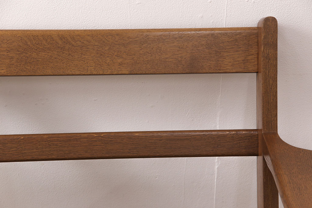 中古　デンマーク家具　Hans J Wegner(ハンス・J・ウェグナー)　GETAMA(ゲタマ)　GE290　オーク材　淡いトーンの色合いがお洒落な3人掛けソファ(アームソファ)(R-051649)