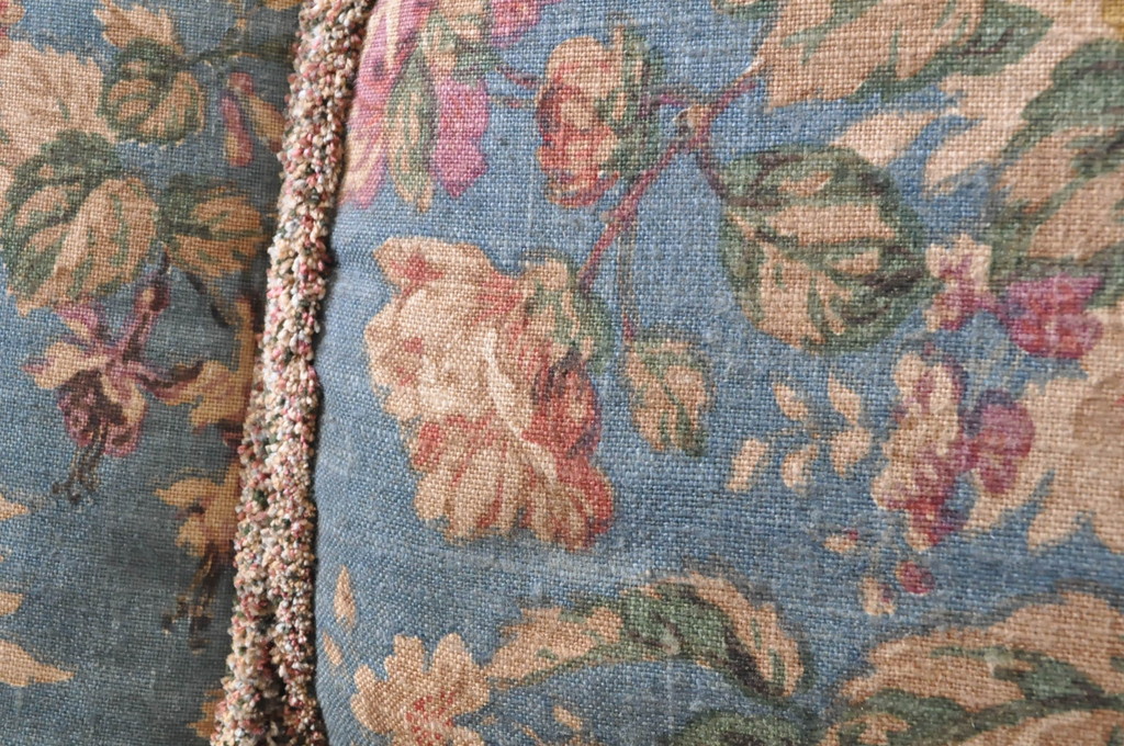 イギリスビンテージ　ERCOL(アーコール)　Old Colonial(オールドコロニアル)　シックな英国カントリースタイルのお部屋におすすめな3人掛けソファ(アームソファ、三人掛けソファ、トリプルソファ、ヴィンテージ、北欧)(R-066806)