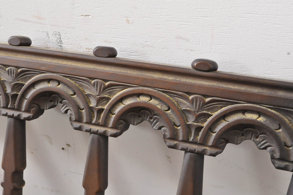 イギリスビンテージ　ERCOL(アーコール)　Old Colonial(オールドコロニアル)　シックな英国カントリースタイルのお部屋におすすめな3人掛けソファ(アームソファ、三人掛けソファ、トリプルソファ、ヴィンテージ、北欧)(R-066806)