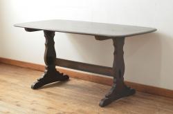 イギリスビンテージ　ERCOL(アーコール)　クラシカルな雰囲気漂うダイニングテーブル(4人掛け、6人掛け、食卓、作業台、ヴィンテージ、英国、北欧)(R-067244)