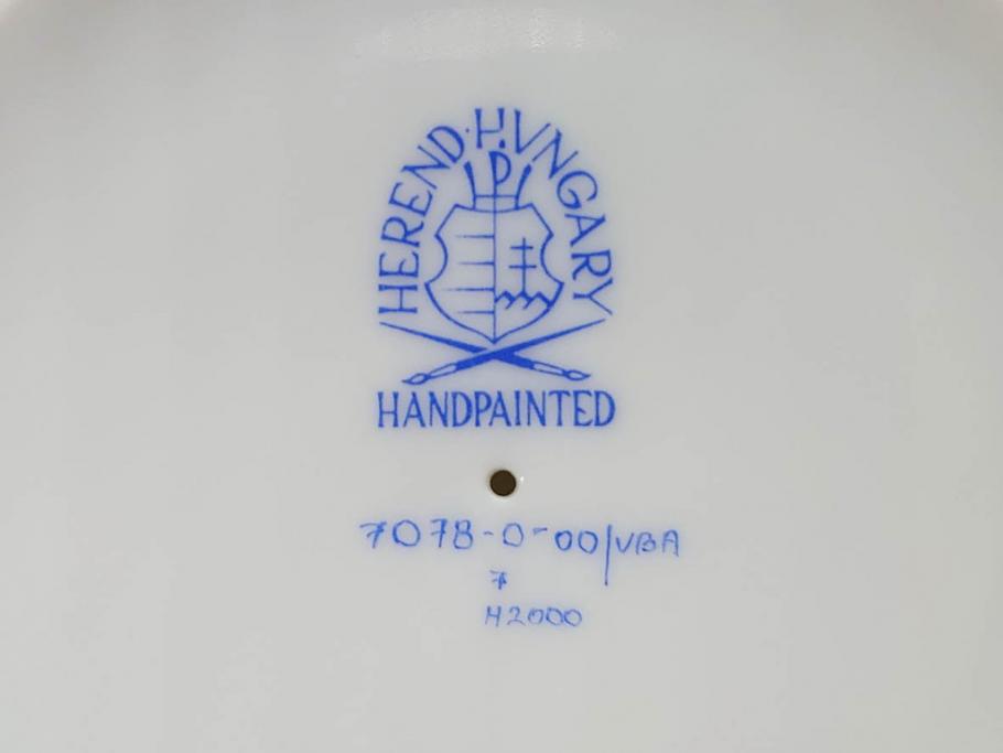 ヘレンド　ハンガリー　HEREND HVNGARY　ヴィクトリア・ブーケ　高さ 約22cm　気品を感じるフラワーベース(蝶、ちょう、花瓶、花入、花生、花器、金彩、ハンドペイント)(R-081879)