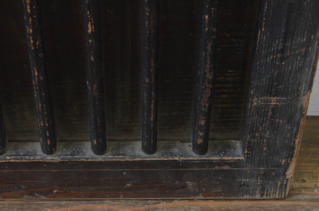 アンティーク建具　和モダンの空間を演出する縦桟板戸窓2枚セット(格子戸、引き戸)(R-067841)