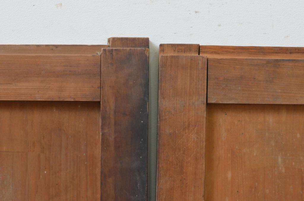 アンティーク建具　杉材　和モダンな空間作りにおすすめな板戸窓2枚セット(引き戸)(R-067936)