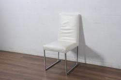 中古　B&B Italia(ビーアンドビー イタリア)　SOLO(ソロ)　Antonio Citterio(アントニオチッテリオ)　本革(レザー)　シンプルで洗練された佇まいのダイニングチェア(椅子、アームレスチェア)(定価約23万円)(R-082129)