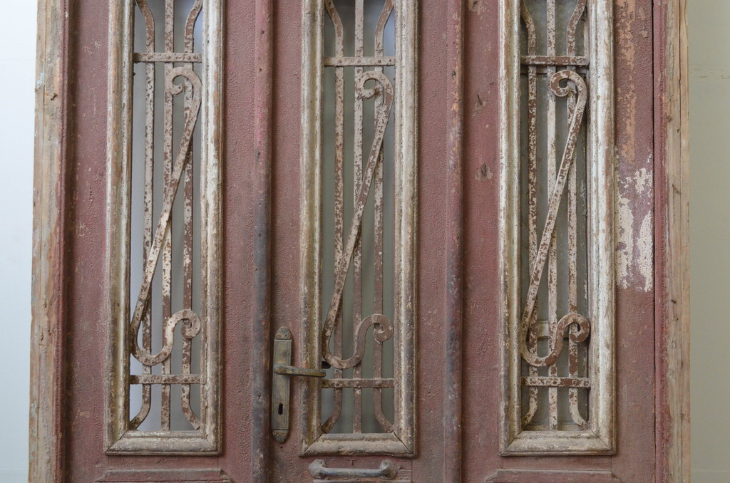 r-06674201-00.jpg