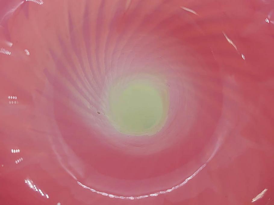 西洋アンティーク　ヴァセリンガラス　ウラン　繊細で華やかな装飾が目を惹く花瓶(花器、花入、フラワーベース、ワセリンガラス、木箱付き)(R061964)