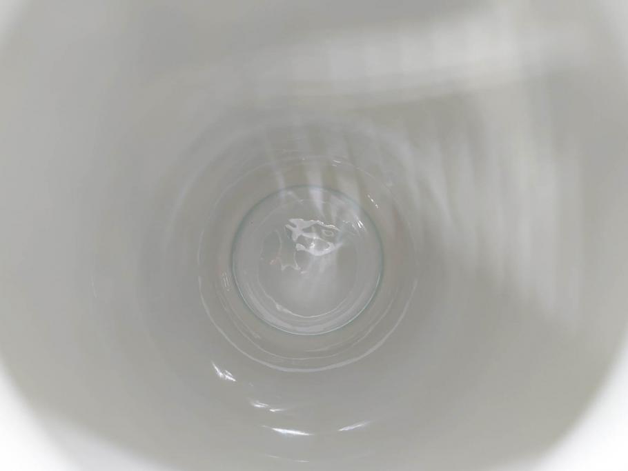 香蘭社謹製　染錦　金彩　雲麒麟龍鳳凰　耳付　迫力のある絵柄が存在感を放つ花瓶(花器、花入)(R-075643)