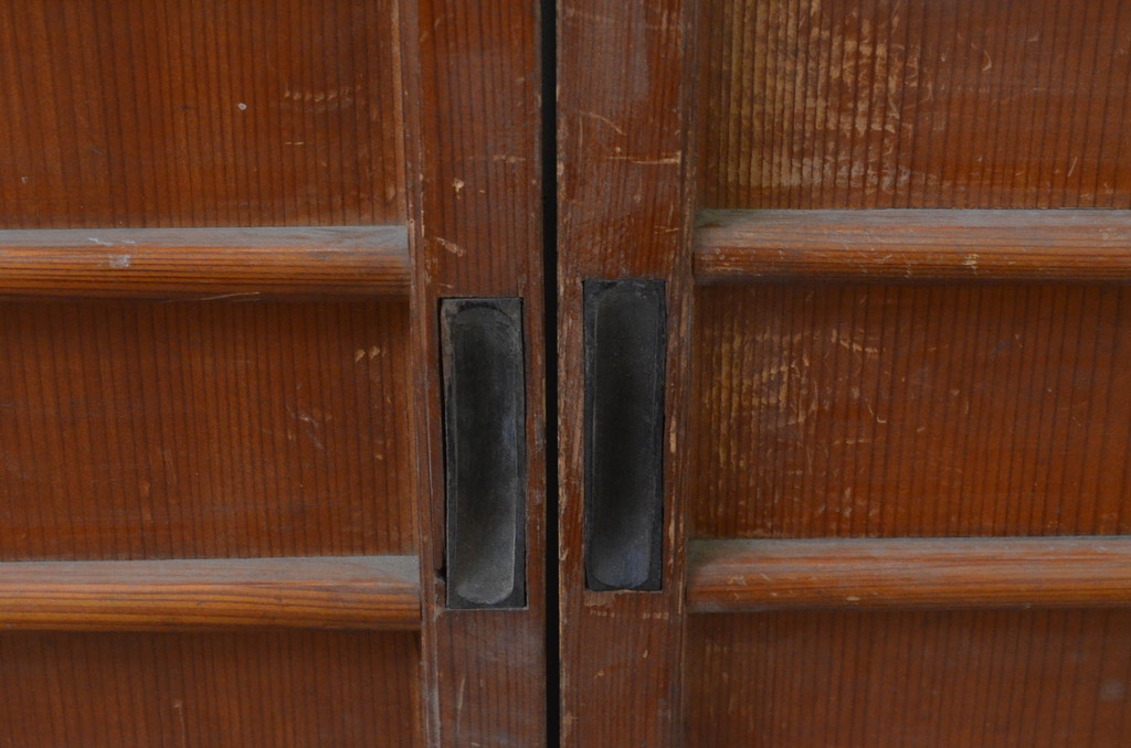アンティーク建具　懐かしい雰囲気が魅力の横桟板戸窓4枚セット(引き戸)(R-067850)