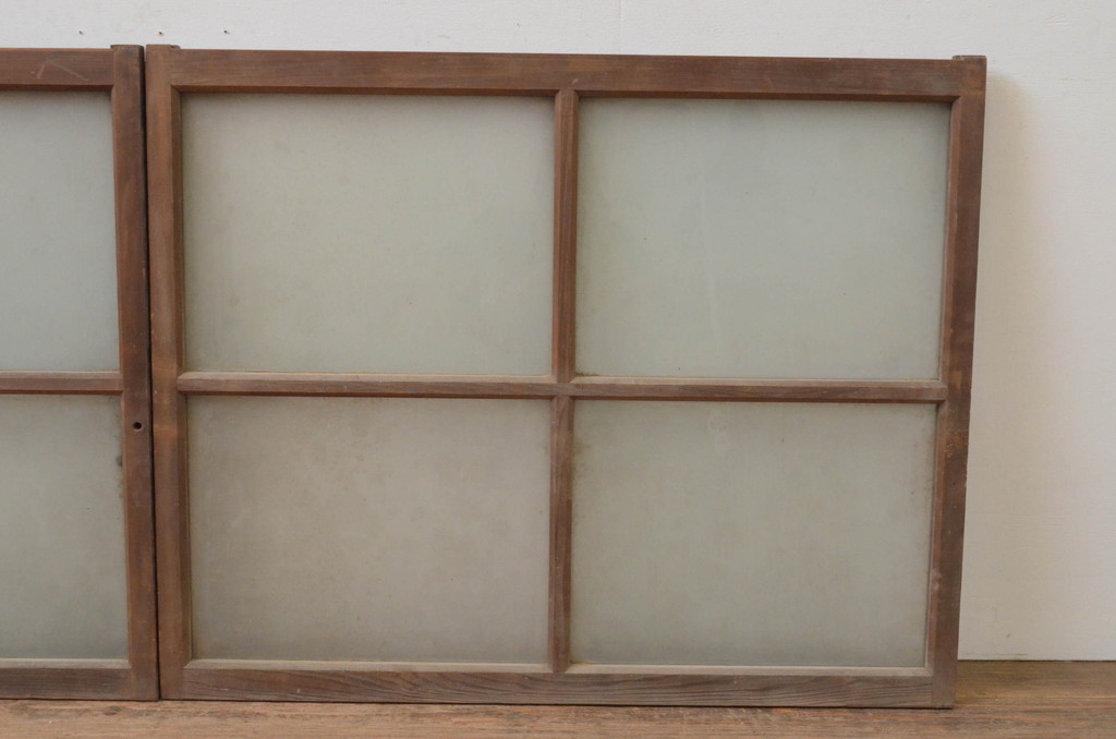 アンティーク建具　レトロな空間づくりにおすすめのガラス窓2枚セット(ガラス戸、引き戸)(R-067852)
