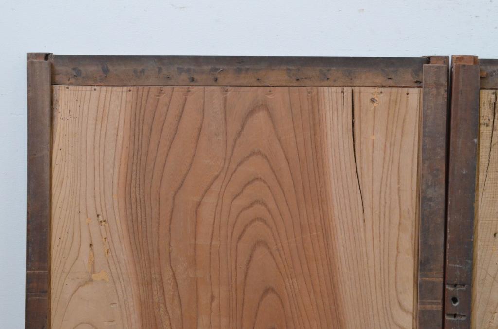アンティーク建具　総欅(ケヤキ)材　温かみのある木目が味わい深い板戸窓2枚セット(引き戸)(R-067939)