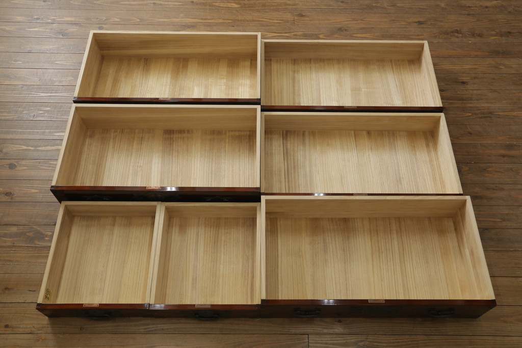 中古　美品!!　岩谷堂箪笥　別注　華塗り(木地呂塗り)　立派な手打ち金具が和の雰囲気を高める和箪笥(収納箪笥、衣装箪笥、引き出し、サイドチェスト)(定価約160万円)(R-075194)