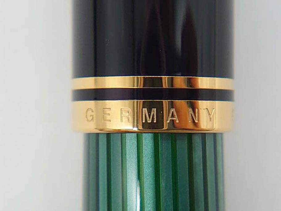 ドイツ　PELIKAN　ペリカン日本(株)社製　スーベレーン　M800　18C-750　F　万年筆(緑縞、グリーン系、ストライプ、INK、インク、筆記具、文具、吸入式、箱付き)(R-075650)