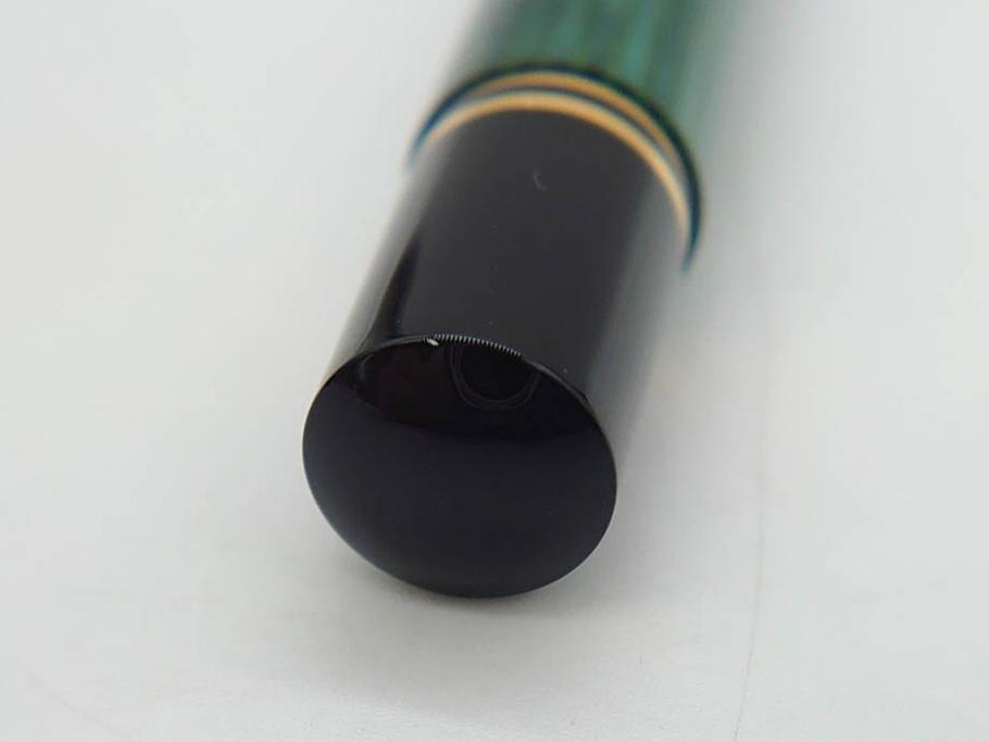 ドイツ　PELIKAN　ペリカン日本(株)社製　スーベレーン　M800　18C-750　F　万年筆(緑縞、グリーン系、ストライプ、INK、インク、筆記具、文具、吸入式、箱付き)(R-075650)