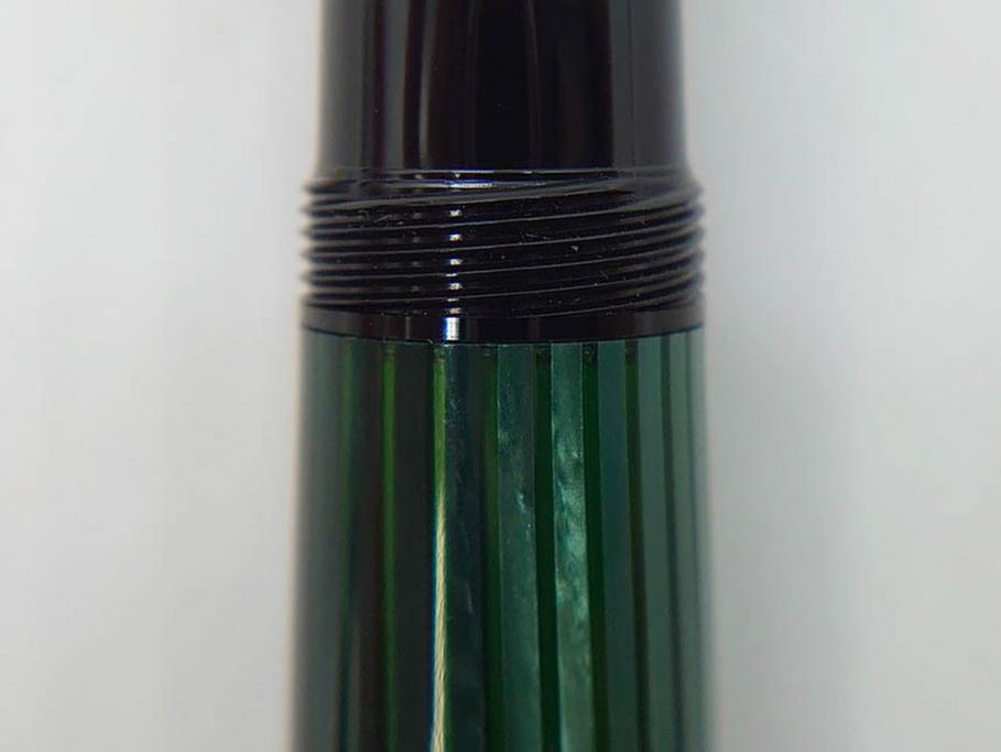 ドイツ　PELIKAN　ペリカン日本(株)社製　スーベレーン　M800　18C-750　F　万年筆(緑縞、グリーン系、ストライプ、INK、インク、筆記具、文具、吸入式、箱付き)(R-075650)