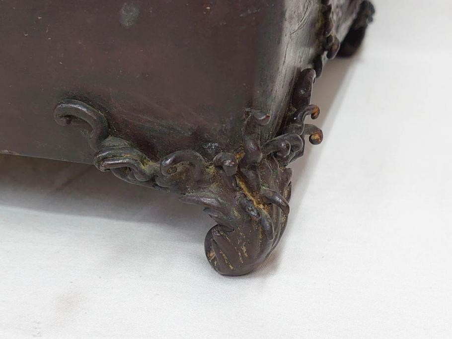 時代物　金工　嶺雲鋳　龍文　細部まで施された意匠が目を惹く水盤(銅製、盆栽鉢、花器)(R-075654)