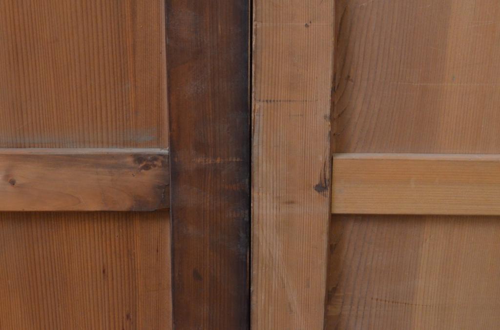 アンティーク建具　杉材　落ち着いた雰囲気が漂う板戸窓2枚セット(引き戸)(R-067963)