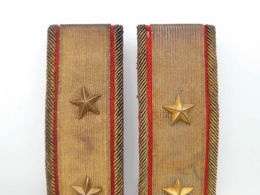 当時物　日本軍　陸軍　中将　肩章2組セット(軍物、ミリタリー、階級章、軍服小物、箱付き)(R-075658)