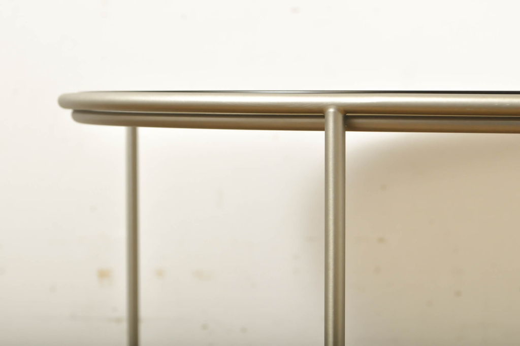 中古　展示品　超美品　arflex(アルフレックス)　ELIPS(エリプス)　シンプルモダンな空間づくりに活躍するコーヒーテーブル(リビングテーブル、ローテーブル、サイドテーブル、センターテーブル)(定価約22万円)(R-061239)