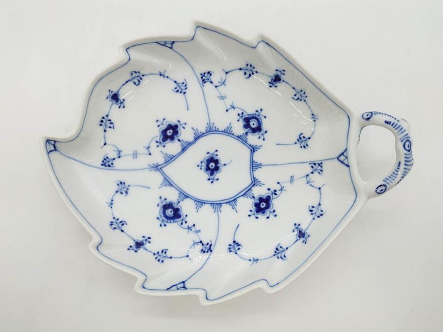 デンマーク　ROYAL COPENHAGEN(ロイヤルコペンハーゲン)　ブルーフルーテッド　ハーフレース　プレイン　リーフディッシュ・オープンシュガー・ボウル・絵皿(小皿)　まとめて10点セット(プレート、変形皿、洋食器)(R-075659)