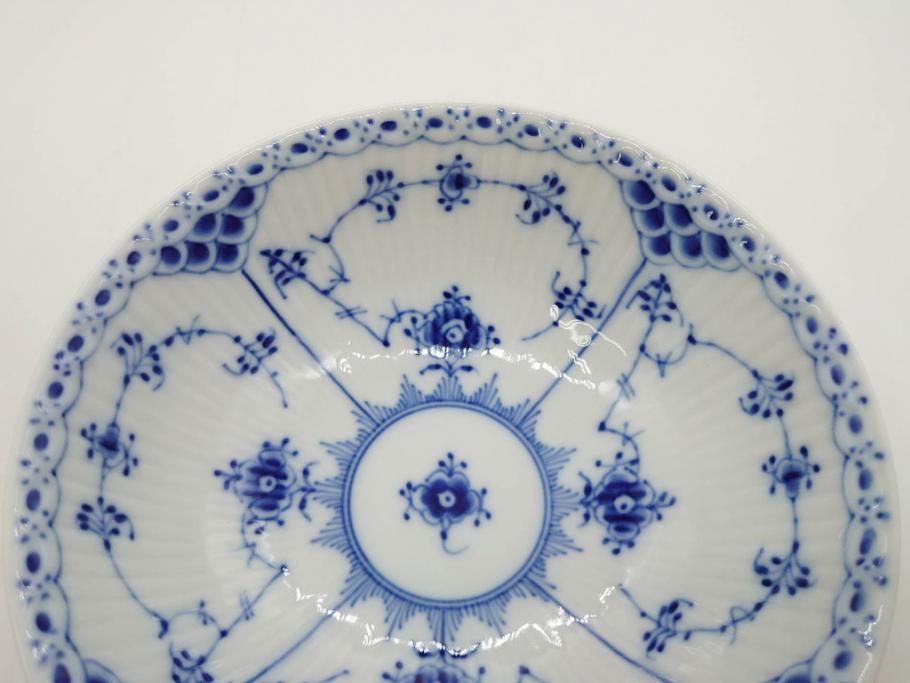 デンマーク　ROYAL COPENHAGEN(ロイヤルコペンハーゲン)　ブルーフルーテッド　ハーフレース　プレイン　リーフディッシュ・オープンシュガー・ボウル・絵皿(小皿)　まとめて10点セット(プレート、変形皿、洋食器)(R-075659)