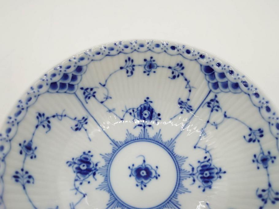 デンマーク　ROYAL COPENHAGEN(ロイヤルコペンハーゲン)　ブルーフルーテッド　ハーフレース　プレイン　リーフディッシュ・オープンシュガー・ボウル・絵皿(小皿)　まとめて10点セット(プレート、変形皿、洋食器)(R-075659)