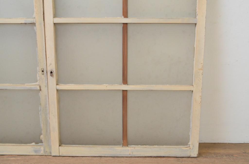 アンティーク建具　レトロな空間作りにおすすめなペンキガラス窓2枚セット(引き戸、ガラス戸)(R-067984)