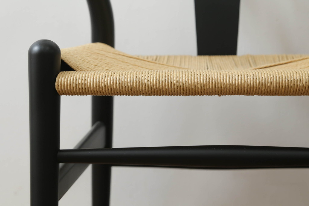 中古　北欧家具　老舗家具メーカー CARL HANSEN & SON(カール・ハンセン&サン)　ハンス J. ウェグナー(HANS J. WEGNER)デザイン　CH24　特徴的なラインを描く美しいフォルムのYチェア(ワイチェア、ダイニングチェア、アームチェア、イス、椅子)(R-075704)