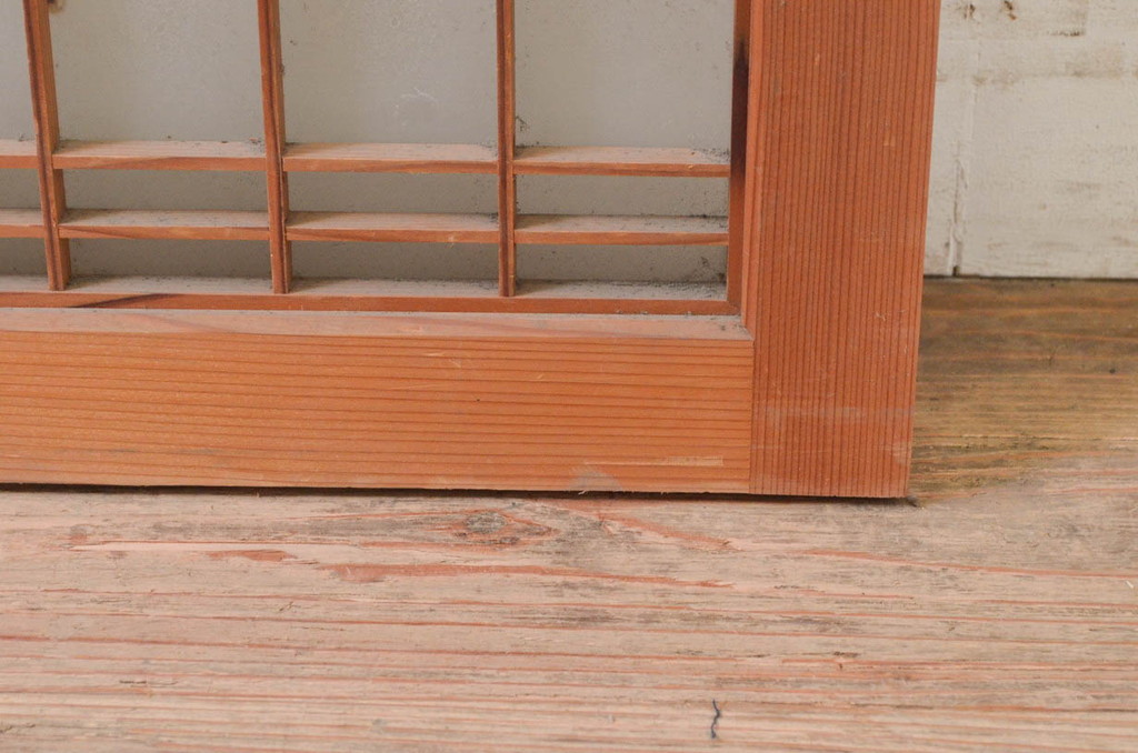ビンテージ建具　片面ガラス　和モダンな空間を演出する格子入りフィックス窓1枚(嵌め殺し、ガラス窓、FIX窓、ヴィンテージ)(R-073950)