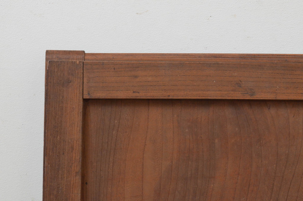 アンティーク建具　総欅(ケヤキ)材　一枚板　日本風情を感じさせる板戸窓1枚(引き戸)(R-068042)