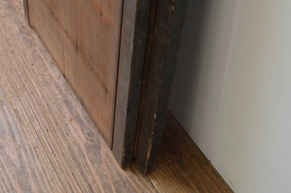 アンティーク建具　和モダンな空間作りにおすすめな横桟の板戸窓2枚セット(引き戸、格子戸、舞良戸)(R-067689)