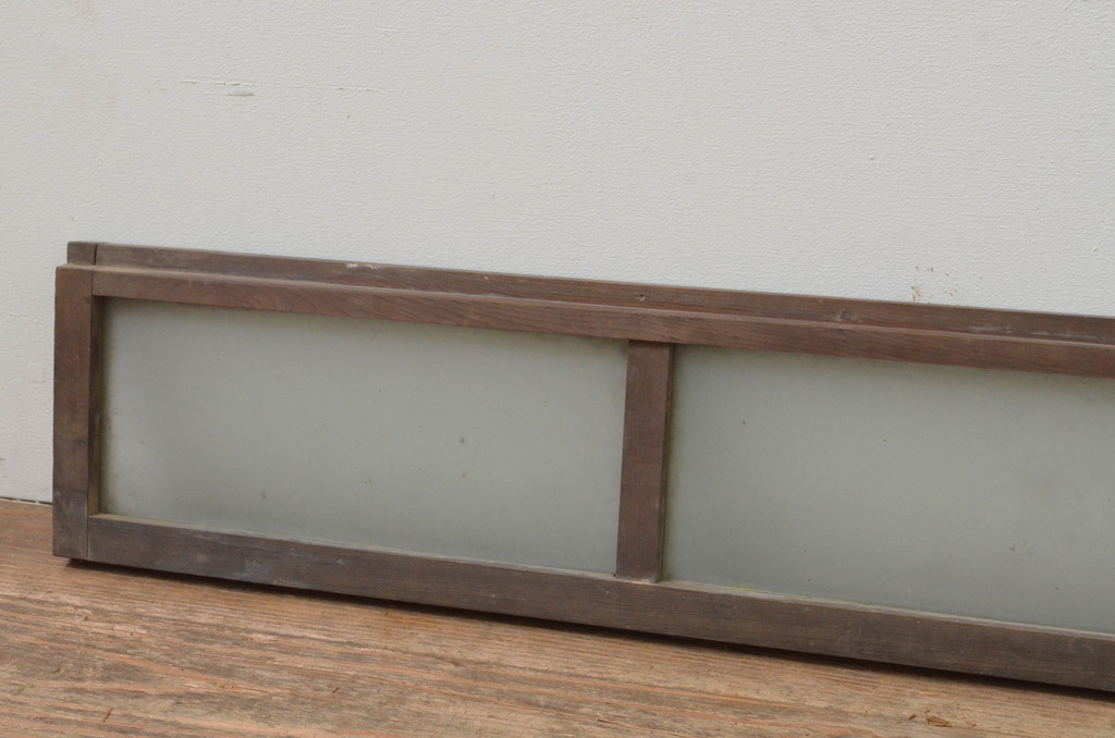 アンティーク建具　インテリアに取り入れやすいシンプルデザインの小さなガラス窓2枚セット(引き戸、ガラス戸)(R-067695)