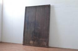 ジャンク品　アンティーク建具　栗材　松材　時を経た風合いが楽しめる蔵戸1枚(引き戸、玄関戸、建具)(R-080594)