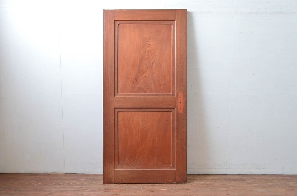 アンティーク建具　特注!!　上手物!!　総欅(ケヤキ)材　框の柾目と鏡板の柾目が美しい扉1枚(ドア、木製扉、建具)(R-080627)
