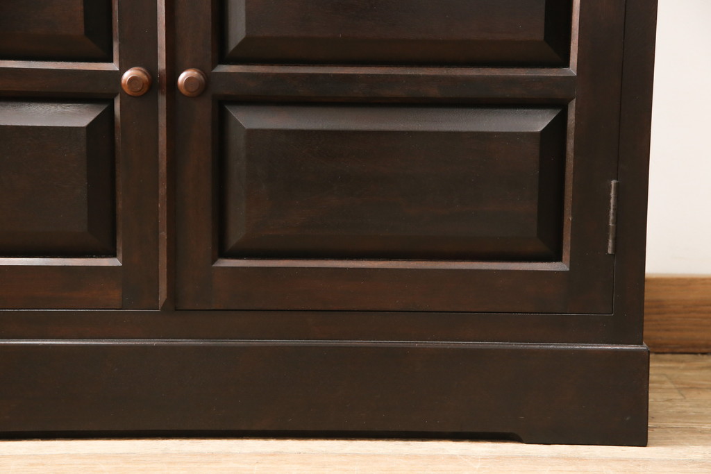 中古　美品　松本民芸家具　シックな佇まいが魅力のG-1型面取り食器棚(収納棚、カップボード、飾り棚、本箱)(R-055769)
