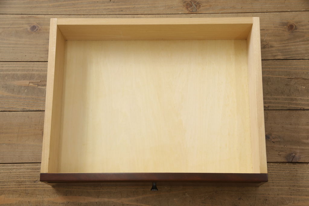 中古　美品　モリシゲ(MORISHIGE/森繁)　品のある佇まいが上質な和の空間にぴったりな、モダンな茶棚(飾り棚、茶箪笥、戸棚)(R-058573)