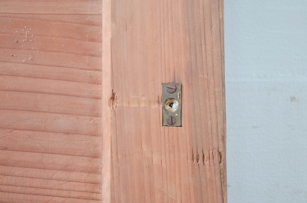 アンティーク建具　温かみのある古い木味が素敵な引き戸1枚(板戸)(R-080462)
