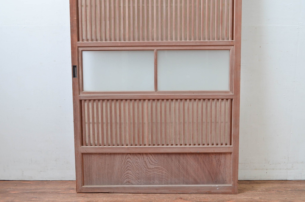 アンティーク建具　上手物!!　変わり型　小窓付きで使い勝手の良い裏障子付き格子戸1枚(引き戸、障子戸)(R-080443)
