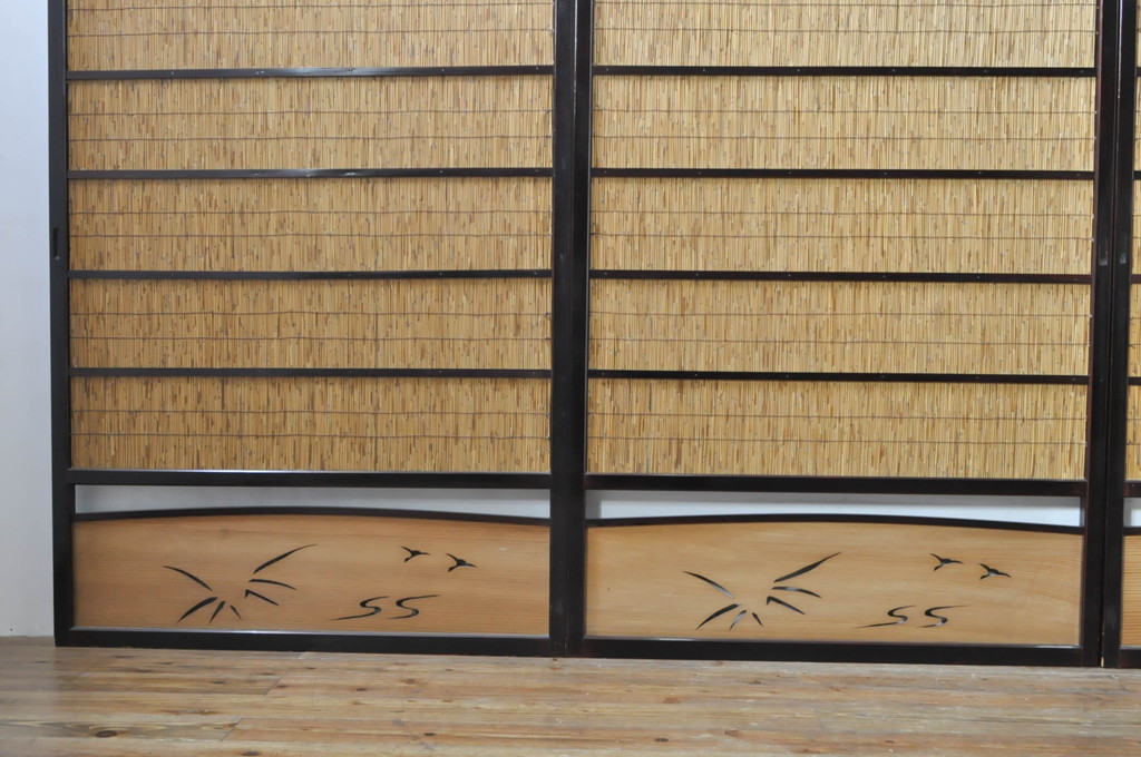 アンティーク建具　漆塗りの枠　透かし彫り入り　涼しげな和の空間を演出する夏戸4枚セット(引き戸、簾戸、簀戸、葭戸、夏障子、御簾戸、すど)(R-077446)