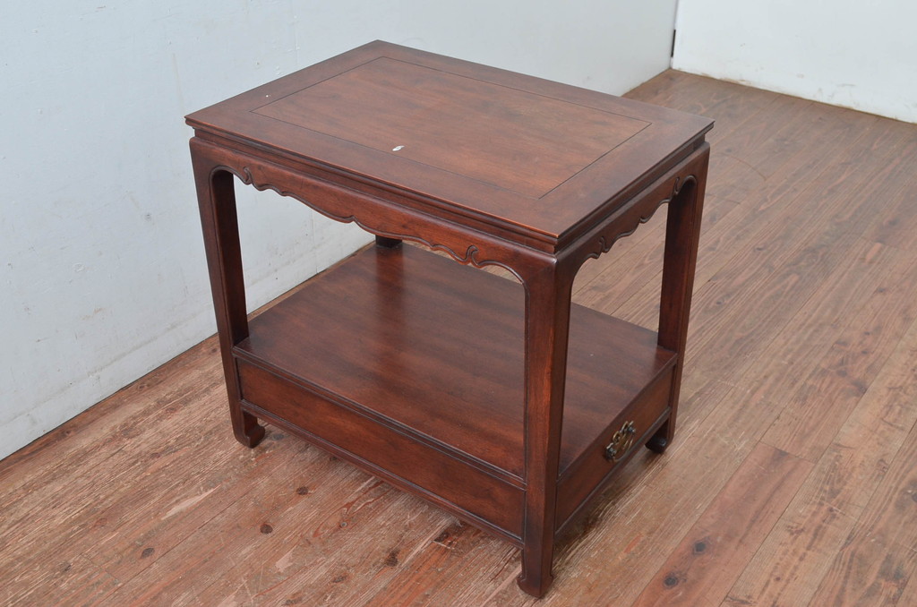 中古　ヘンレドン(HENREDON)　李朝　シノワズリ(chinoiserie)デザイン　オリエンタルなデザインが目を引くサイドテーブル(花台、電話台、飾り台、ナイトテーブル、コンソールテーブル、米国)(R-082016)