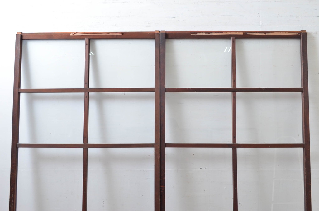 アンティーク建具　シンプルな作りが取り入れやすい!作りの良いガラス戸2枚セット(引き戸、建具)(R-080979)